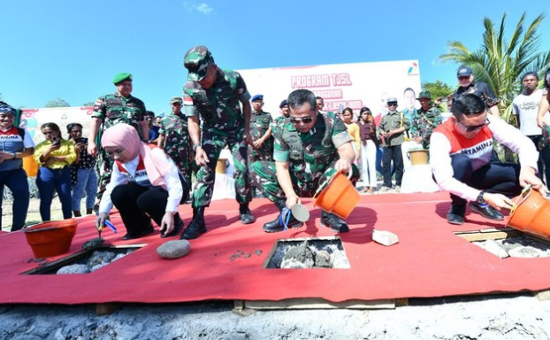 Sinergi Pertamina-TNI AD Salurkan Bantuan ke Warga Kupang