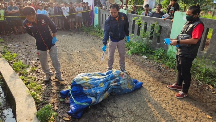 Polisi Ungkap Pria Pembunuh Wanita Dibungkus Kasur Kenal Korban dari Medsos